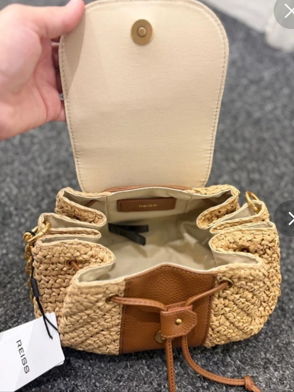 Reiss Lori Raffia-Effect and Leather Shoulder Bag in Natural - Picture 11 of 14